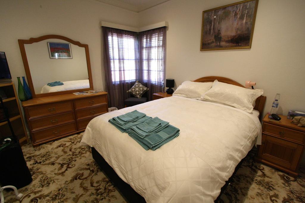 The Evergreen Bed And Breakfast Canberra Exterior foto