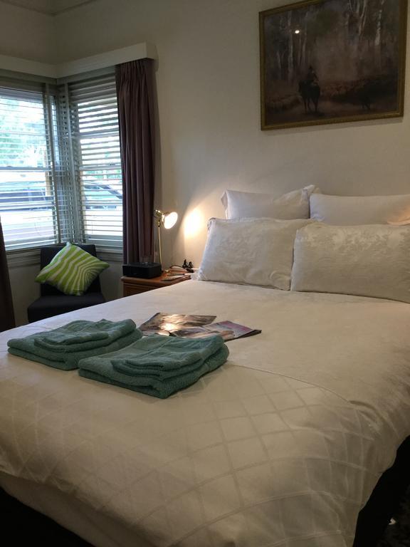 The Evergreen Bed And Breakfast Canberra Exterior foto
