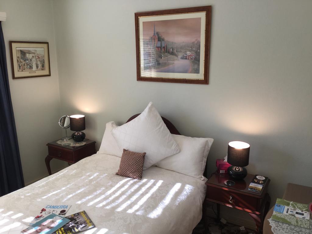 The Evergreen Bed And Breakfast Canberra Exterior foto
