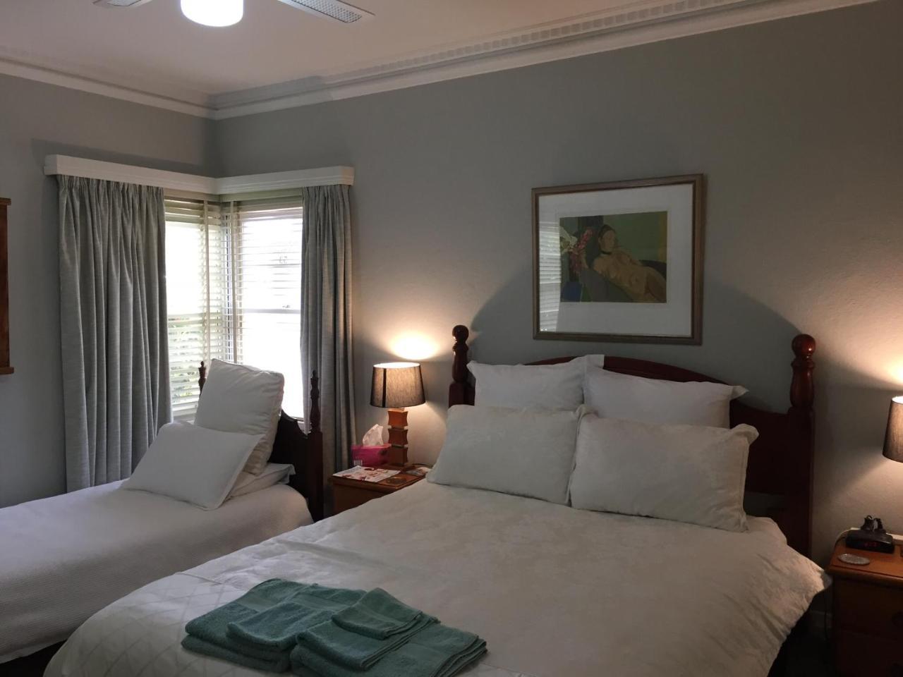 The Evergreen Bed And Breakfast Canberra Exterior foto